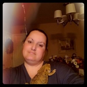 Meet your Posher, Angela